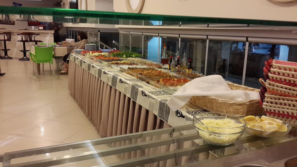 Hotel Berlin Фетие Екстериор снимка